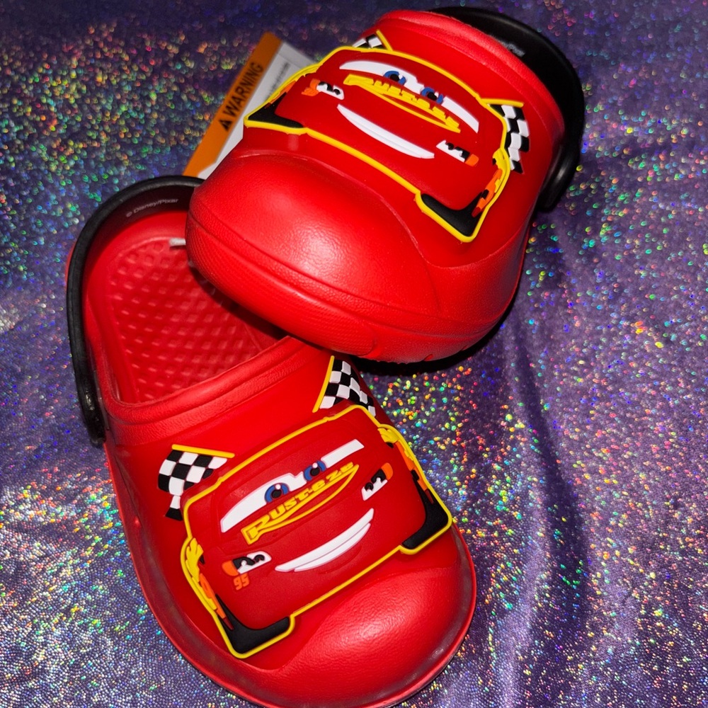 Lightning McQueen Light Up Shoes - Picture 5 of 7